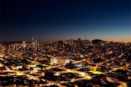 simsearch:400-08251766,k - A view of a city at night with a sunset on the horizon - San Jose Photographie de stock - Aubaine LD & Abonnement, Code: 400-05119747