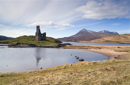 Ardvreck Castle on the shore of Loch Assynt, Scotland Photographie de stock - Aubaine LD & Abonnement, Code: 400-05119797