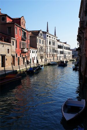 simsearch:400-07214365,k - View of Venice in winter. Foto de stock - Royalty-Free Super Valor e Assinatura, Número: 400-05111235