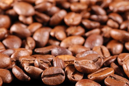 simsearch:400-04094520,k - Coffee fried. Perfect coffee grains. High detail Fotografie stock - Microstock e Abbonamento, Codice: 400-05112254