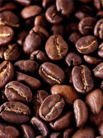 simsearch:400-04261817,k - Close up of coffee beans Photographie de stock - Aubaine LD & Abonnement, Code: 400-05124217