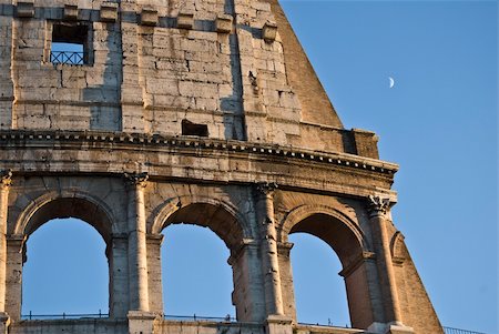 simsearch:400-04973124,k - detail of the famous ancient amphitheater in Rome Fotografie stock - Microstock e Abbonamento, Codice: 400-05124717