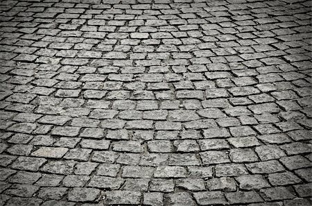 simsearch:400-05255892,k - old cobblestone street in perspective and low light. Photographie de stock - Aubaine LD & Abonnement, Code: 400-05125880