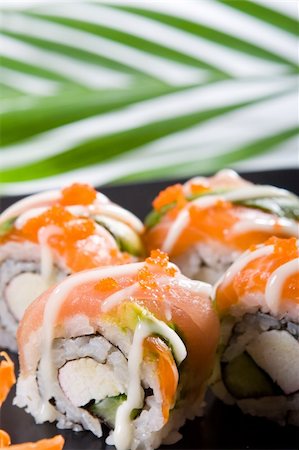 simsearch:400-06174554,k - sushi closeup Stockbilder - Microstock & Abonnement, Bildnummer: 400-05126336