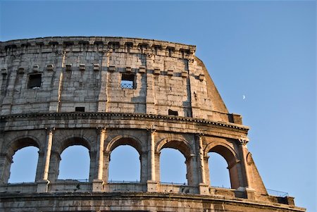 simsearch:400-04973124,k - detail of the famous ancient amphitheater in Rome Fotografie stock - Microstock e Abbonamento, Codice: 400-05128666