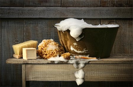 scrub country - Old wash tub with soap on rustic bench Stock Photo - Budget Royalty-Free & Subscription, Code: 400-05120744