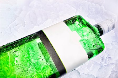 Alcoholic Drinks On Ice Stock Photo - Budget Royalty-Free & Subscription, Code: 400-05123077