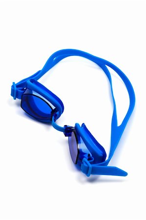 simsearch:400-04417998,k - Glasses for swimming on a white background Photographie de stock - Aubaine LD & Abonnement, Code: 400-05135107