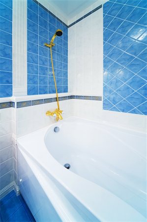 Beautiful, white bath in a modern bathroom Stock Photo - Budget Royalty-Free & Subscription, Code: 400-05135480