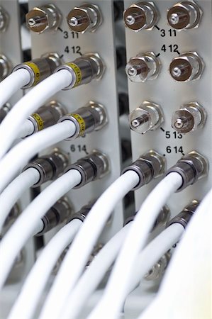 simsearch:400-05137120,k - Network cable connected to a switch (selective focus) Stock Photo - Budget Royalty-Free & Subscription, Code: 400-05137118