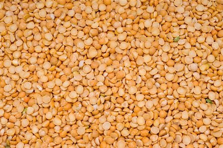 simsearch:400-08432465,k - Dried-up  split peas background, close-up, cooking ingredients Foto de stock - Super Valor sin royalties y Suscripción, Código: 400-05131657