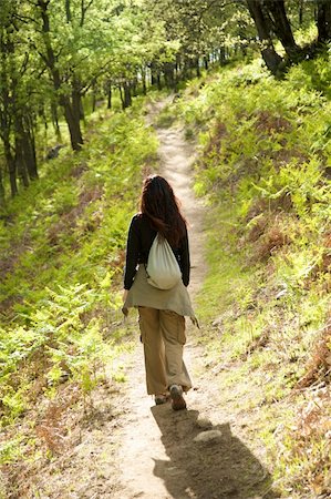 woman hiking at gredos mountains in avila spain Foto de stock - Super Valor sin royalties y Suscripción, Código: 400-05131733