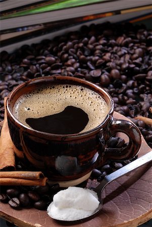 Close up of a mug with a coffee beans Stock Photo - Budget Royalty-Free & Subscription, Code: 400-05131934