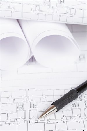 Construction plans and automatic pencil. Shallow depth of field Foto de stock - Super Valor sin royalties y Suscripción, Código: 400-05144254