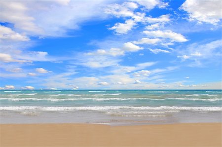 simsearch:400-04783475,k - Gorgeous Beach in Summertime Foto de stock - Royalty-Free Super Valor e Assinatura, Número: 400-05144542