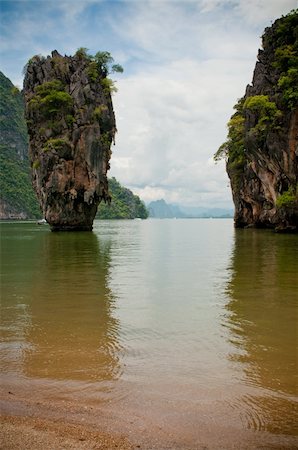 phang nga bay - james bond island in Thailand Photographie de stock - Aubaine LD & Abonnement, Code: 400-05149565