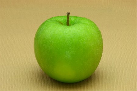 fresh green apple Stock Photo - Budget Royalty-Free & Subscription, Code: 400-05141021