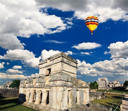 simsearch:400-05142606,k - Tulum the one of most famous landmark in the Maya World near Cancun Mexico Stock Photo - Budget Royalty-Free & Subscription, Code: 400-05142596