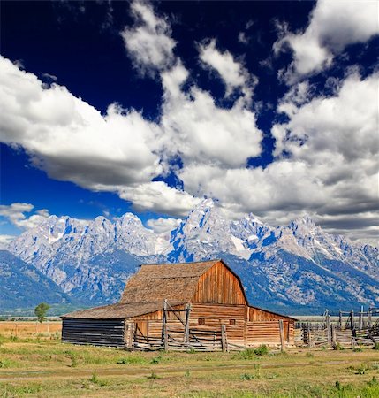 simsearch:400-05142617,k - The Moulton Barn in Grand Teton National Park USA Stockbilder - Microstock & Abonnement, Bildnummer: 400-05142650