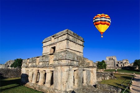 simsearch:400-05142606,k - Tulum the one of most famous landmark in the Maya World near Cancun Mexico Stock Photo - Budget Royalty-Free & Subscription, Code: 400-05142729