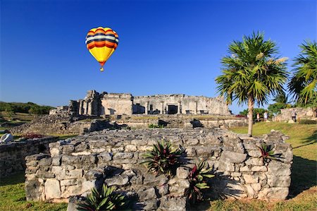 Tulum the one of most famous landmark in the Maya World near Cancun Mexico Photographie de stock - Aubaine LD & Abonnement, Code: 400-05142723