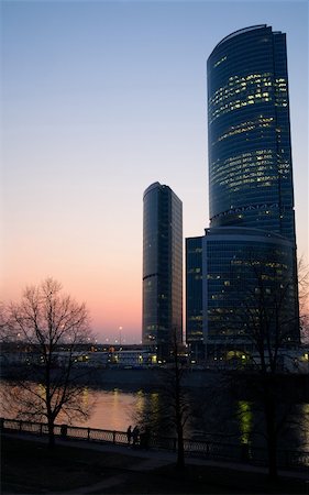 simsearch:400-05225248,k - Modern skyscrapers business centre at night. Moscow, Russia Foto de stock - Royalty-Free Super Valor e Assinatura, Número: 400-05143307