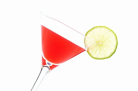 simsearch:400-06767505,k - A glass of fresh strawberry cocktail with lime slice isolated on white background Foto de stock - Super Valor sin royalties y Suscripción, Código: 400-05143405