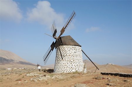 simsearch:400-05887840,k - Windmill near La Oliva in Fuerteventura Spain Stock Photo - Budget Royalty-Free & Subscription, Code: 400-05156483