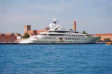 simsearch:400-08283206,k - Luxury yacht docked at the port of Venice Stock Photo - Budget Royalty-Free & Subscription, Code: 400-05156540