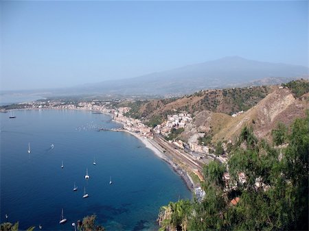 sicily etna - view of Sicily including etna from Taormina Photographie de stock - Aubaine LD & Abonnement, Code: 400-05157089