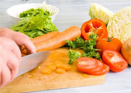 simsearch:400-04347888,k - preparing vegetable salad Stockbilder - Microstock & Abonnement, Bildnummer: 400-05157776