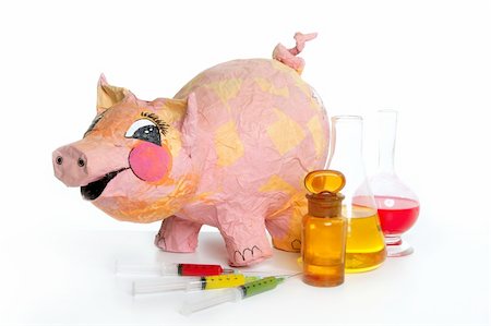 simsearch:400-04626468,k - Beautiful little pink pig with medicine, swine AH1N1 flu metaphor Stockbilder - Microstock & Abonnement, Bildnummer: 400-05157871