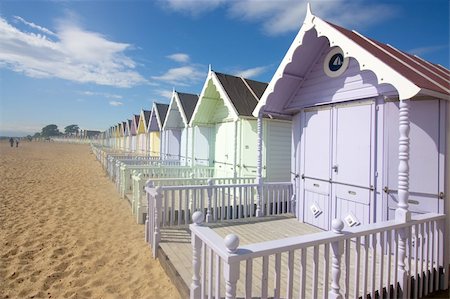 simsearch:400-06638821,k - mersea beach huts and cloudscape in summer Stock Photo - Budget Royalty-Free & Subscription, Code: 400-05165587