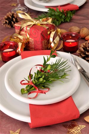 Christmas dinning table Stock Photo - Budget Royalty-Free & Subscription, Code: 400-05166416