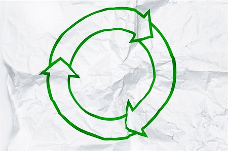 simsearch:400-07325408,k - Green recycling symbol on white crumpled paper Stock Photo - Budget Royalty-Free & Subscription, Code: 400-05161424