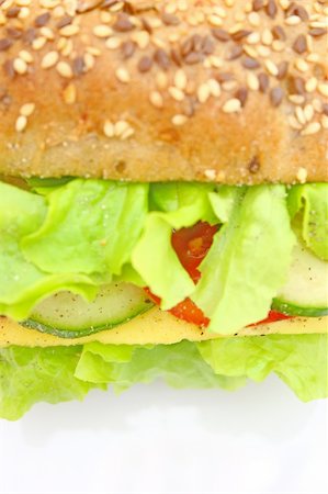 simsearch:400-06929032,k - Fresh sandwich with cheese and vegetables Photographie de stock - Aubaine LD & Abonnement, Code: 400-05174480