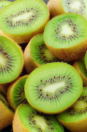 simsearch:400-04553701,k - Food Kiwi Fruit slices. Close-up . Stock Photo - Budget Royalty-Free & Subscription, Code: 400-05177168