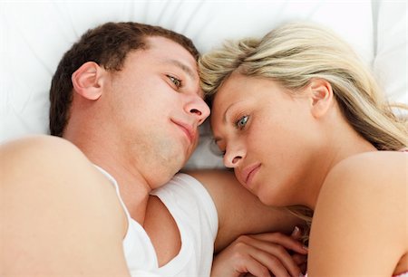 simsearch:400-04150404,k - close-up of intimate couple relaxing in bed Stock Photo - Budget Royalty-Free & Subscription, Code: 400-05170019
