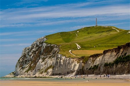 Cliffs on the North  sea. The coastline of France Foto de stock - Super Valor sin royalties y Suscripción, Código: 400-05170092