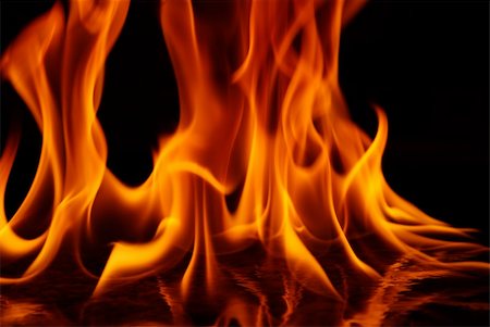 simsearch:400-04418789,k - fire flame on black background Stock Photo - Budget Royalty-Free & Subscription, Code: 400-05171529