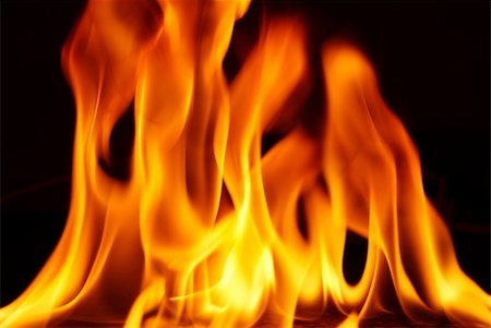 simsearch:400-04418789,k - fire flame on black background Stock Photo - Budget Royalty-Free & Subscription, Code: 400-05171543