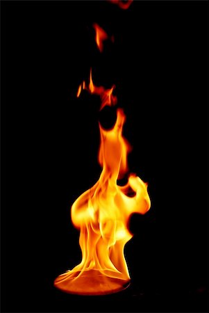 simsearch:400-05692200,k - fire flame on black background Stock Photo - Budget Royalty-Free & Subscription, Code: 400-05171559