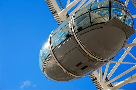 A capsule of the London Eye, London, United Kingdom Stock Photo - Budget Royalty-Free & Subscription, Code: 400-05184122