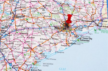 Red pin showing Houston, Texas as the destination Stockbilder - Microstock & Abonnement, Bildnummer: 400-05186179