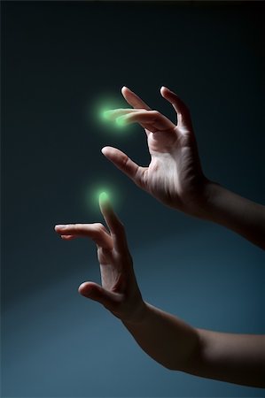running off - fingers pressing a touchscreen and green spots appear Foto de stock - Super Valor sin royalties y Suscripción, Código: 400-05192684