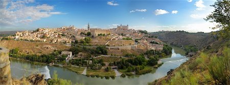 spain panoramic - panoramic view of Toledo in Spain Stock Photo - Budget Royalty-Free & Subscription, Code: 400-05193127