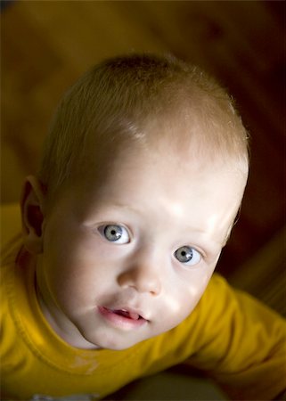 simsearch:400-04677805,k - Baby blond boy with blue eyes Photographie de stock - Aubaine LD & Abonnement, Code: 400-05206664
