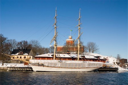 simsearch:400-06692838,k - a panoramic waterfront view of stockholm island Stockbilder - Microstock & Abonnement, Bildnummer: 400-05208239