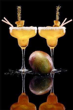 Mango Margarita Cocktail Stock Photo - Budget Royalty-Free & Subscription, Code: 400-05202347