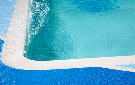 simsearch:400-03979104,k - Detail of a refreshing swimming pool Stockbilder - Microstock & Abonnement, Bildnummer: 400-05215524